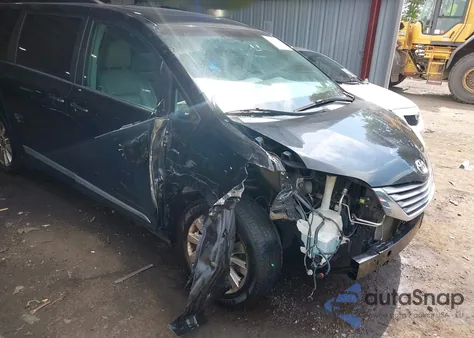 2016 Toyota Sienna Xle Premium 7 Passenger из США, поврежденный, VIN 5TDDK3DC4GS135362